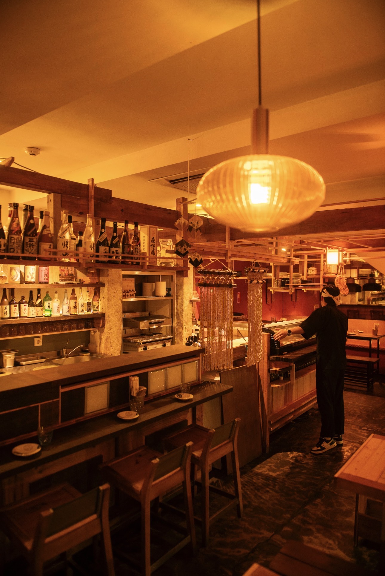 Yoizaru interior